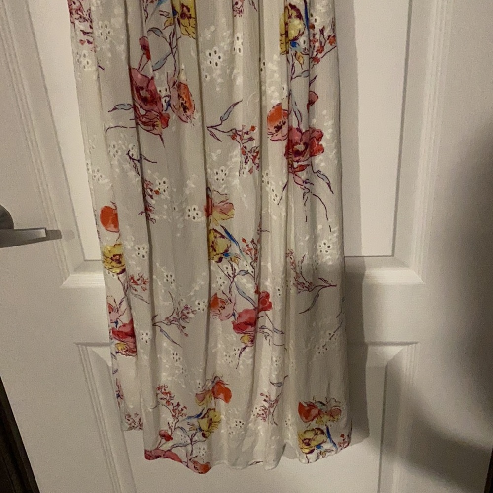 Sundress size medium - Picture 4 of 4